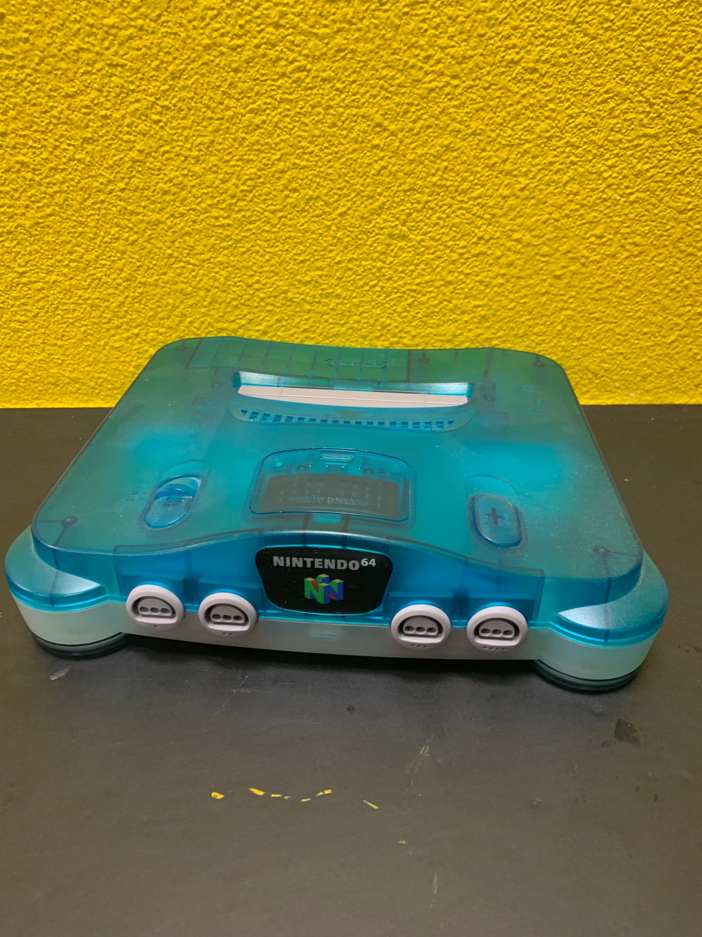 Nintendo 64 Aqua Console