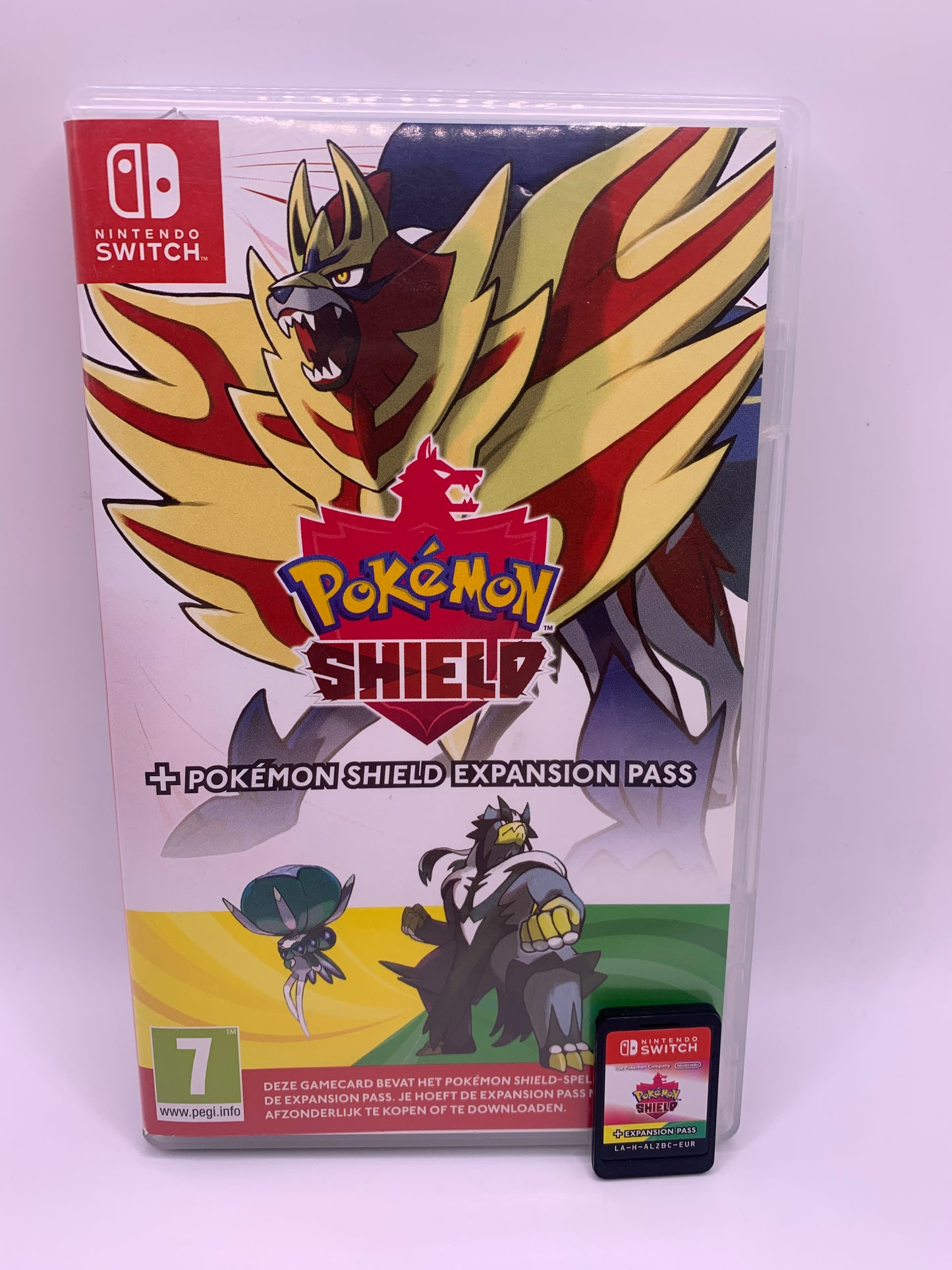 Pokémon Shield + Expansion Pass – Nintendo Switch