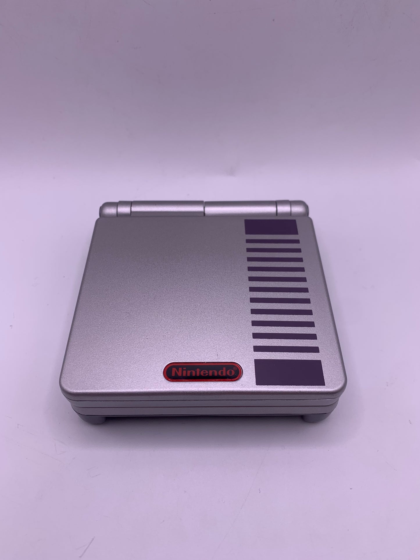 Gameboy Advance SP (NES) (Reshell)