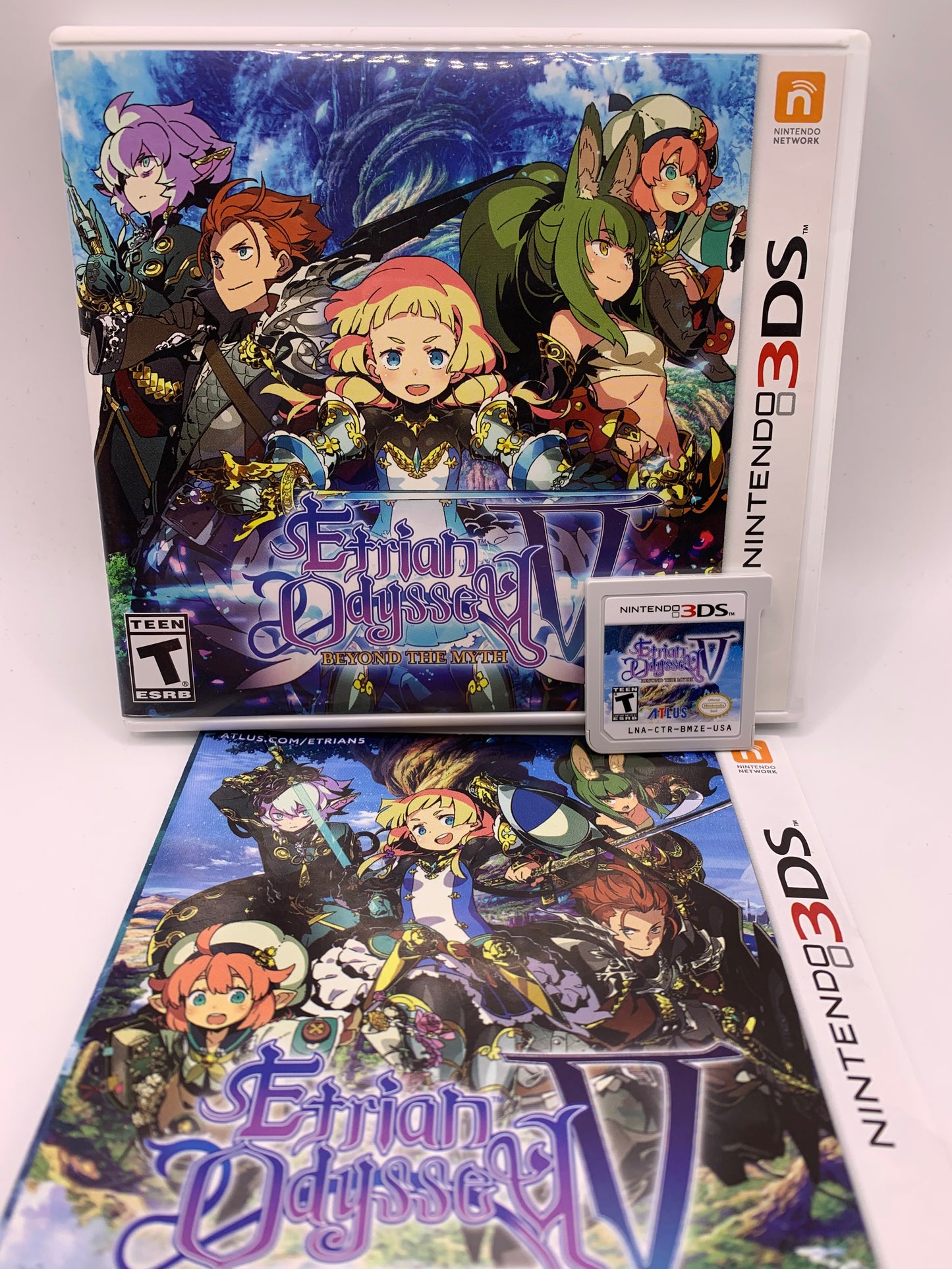 Etrian Odyssey V: Beyond the Myth (USA Release) - Nintendo 3DS