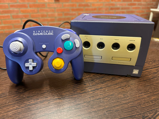 Gamecube Paars [Licht verkleurd mist 1 klepje] - Gamecube