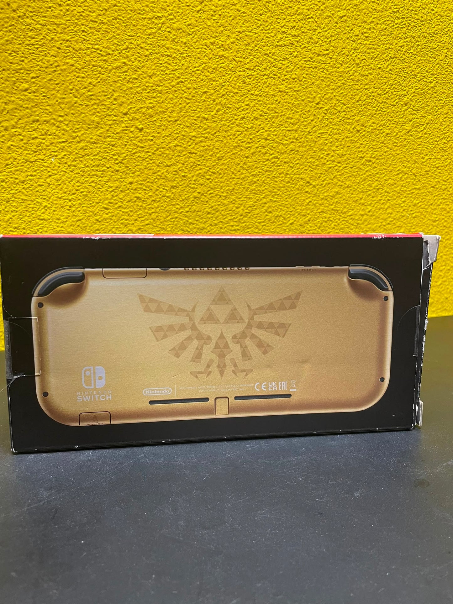 Nintendo Switch Lite Console - Hyrule Edition