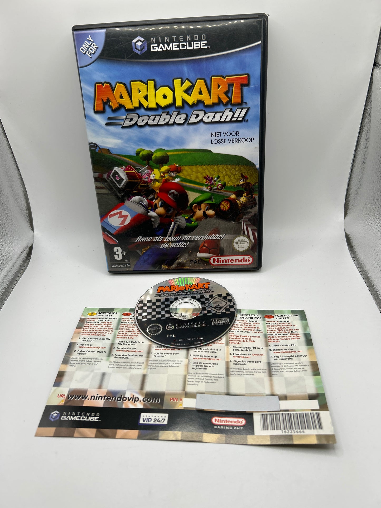 Mario Kart: Double Dash (Geen manual en disc heel slecht ) -GameCube