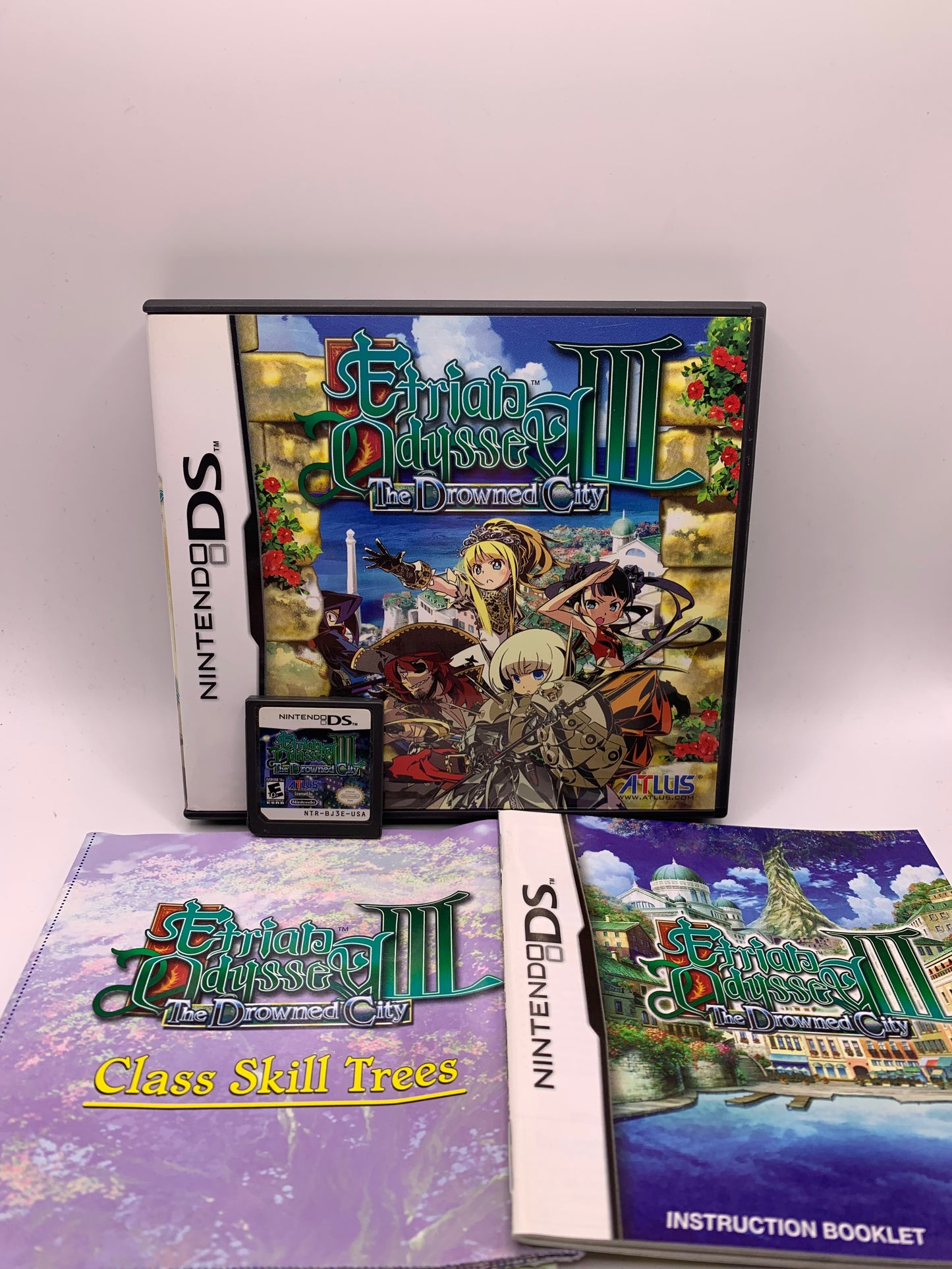 Etrian Odyssey III: The Drowned City (USA) - Nintendo DS