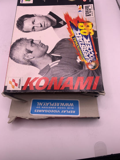 International Superstar Soccer 98 (Boxed, geen handleiding, box gebruikt) - Nintendo 64