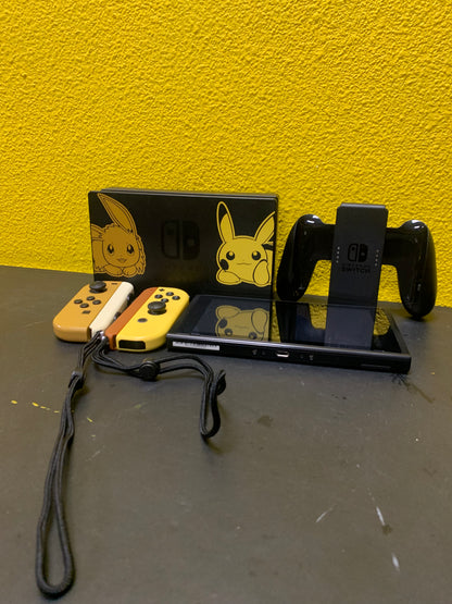 Switch Console Pikachu & Eevee Edition (GEEN GAME/POKÉBALL)
