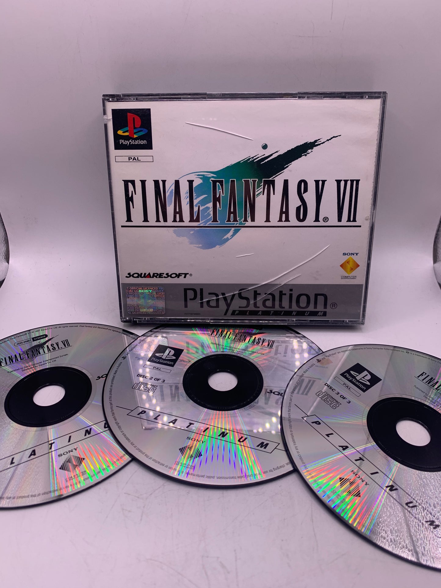 Final Fantasy VII (Platinum, geen handleiding, barts in case, met demo disc) - Playstation