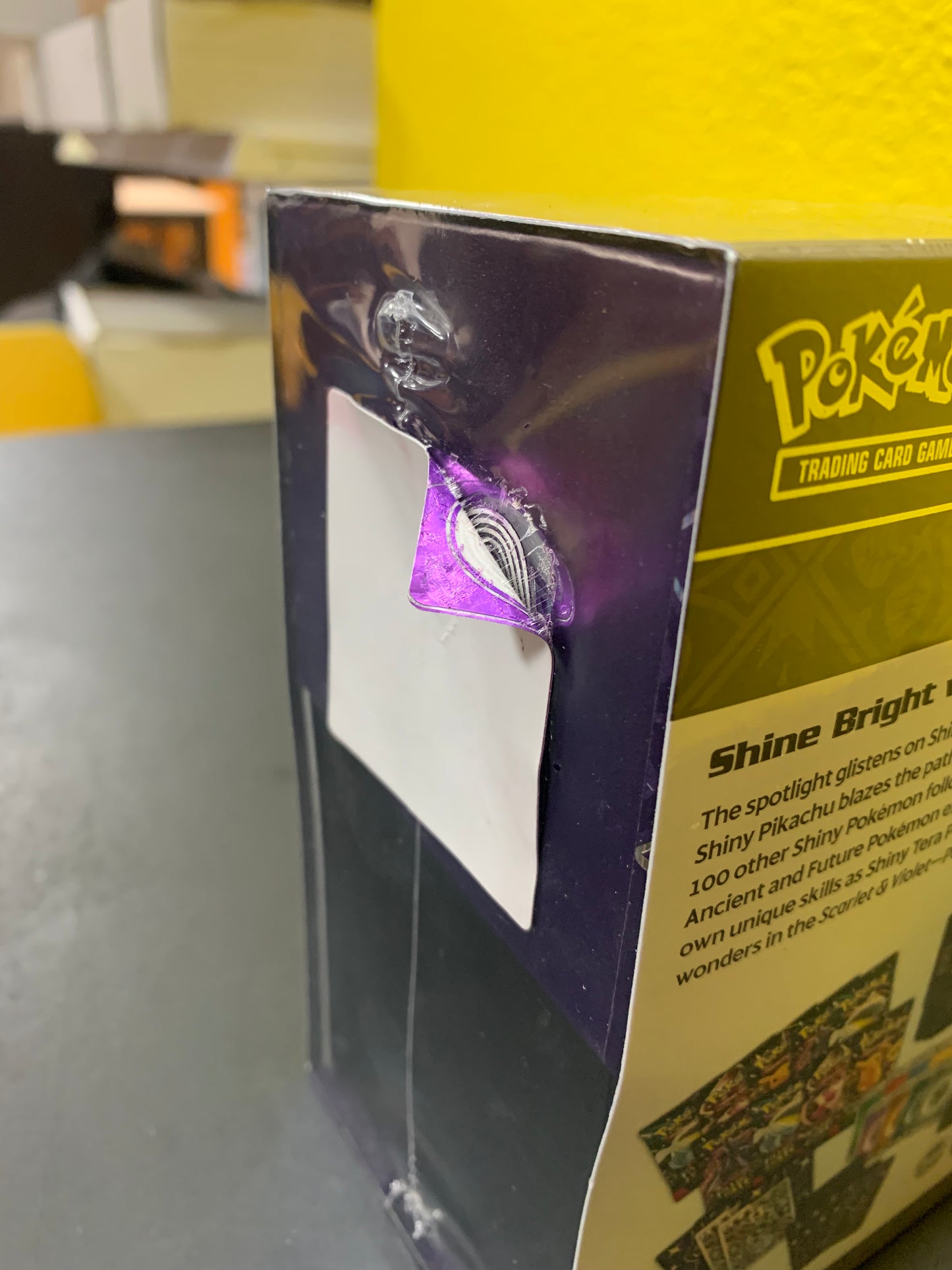 Paldeadn Fates Elite Trainer Box (STICKER OP SEAL) - Pokémon Engels
