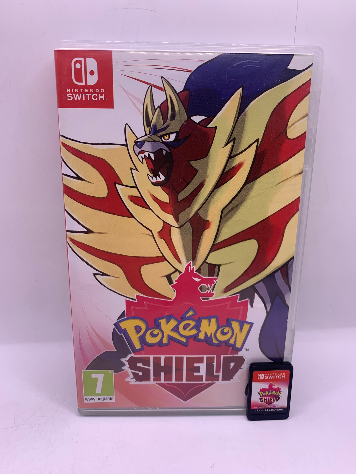 Pokémon Shield (Cover achter licht gebruikt) - Nintendo Switch