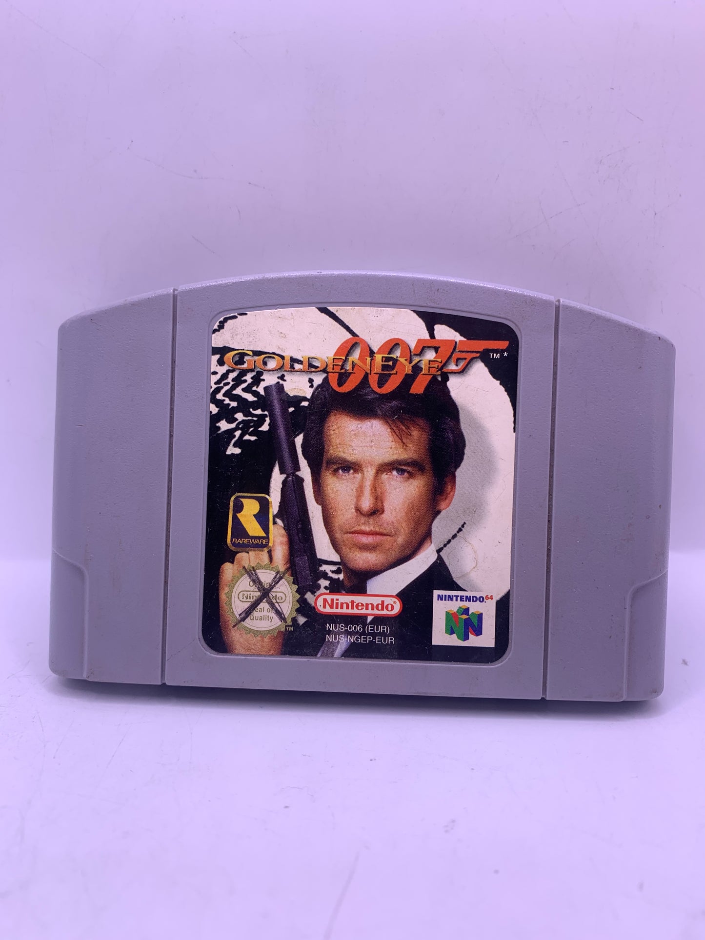 GoldenEye 007 (Label licht gebruikt) - Nintendo 64