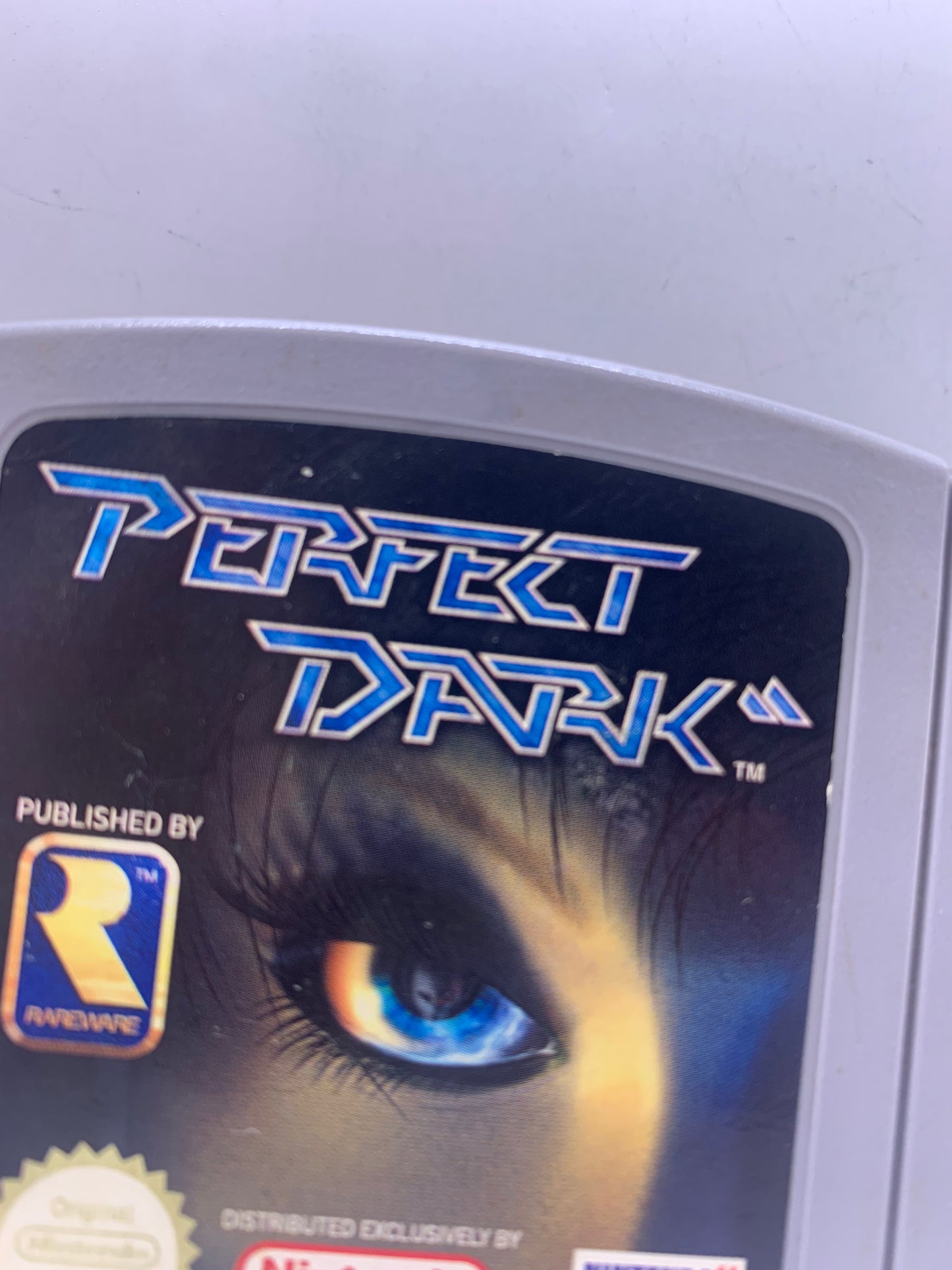 Perfect Dark (Licht gebruikt) – Nintendo 64