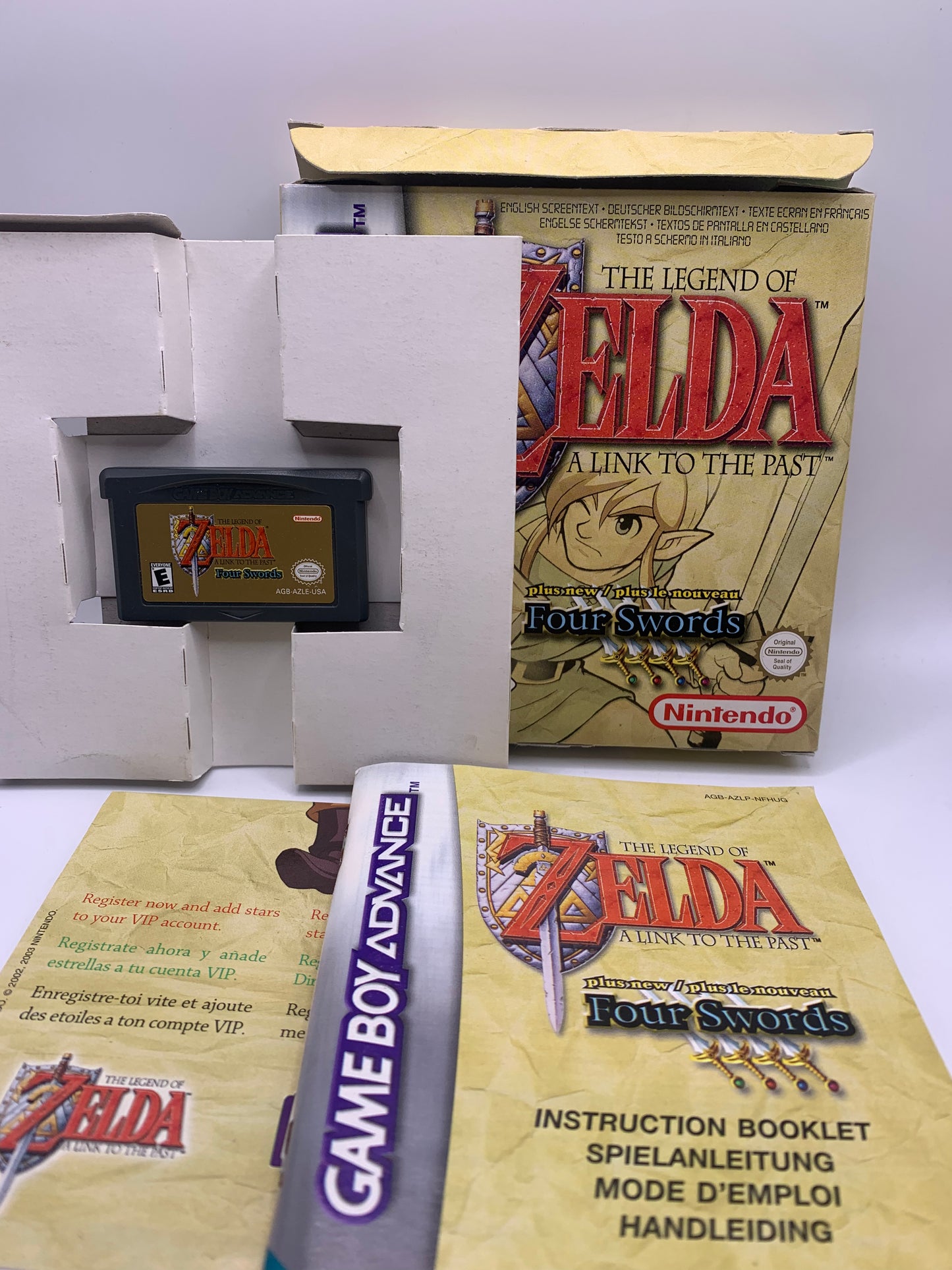 The Legend of Zelda: A Link to the Past & Four Swords (CIB) – Game Boy Advance