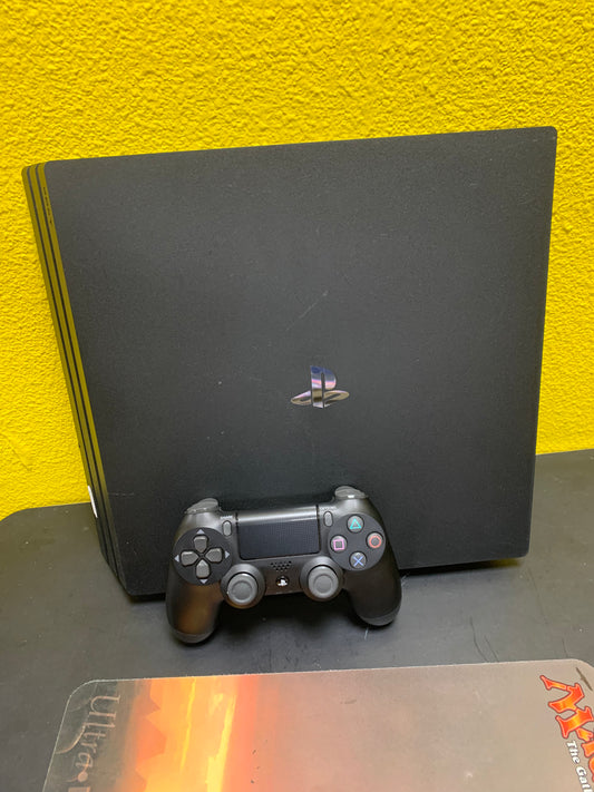 Playstation 4 Console (Pro) Zwart