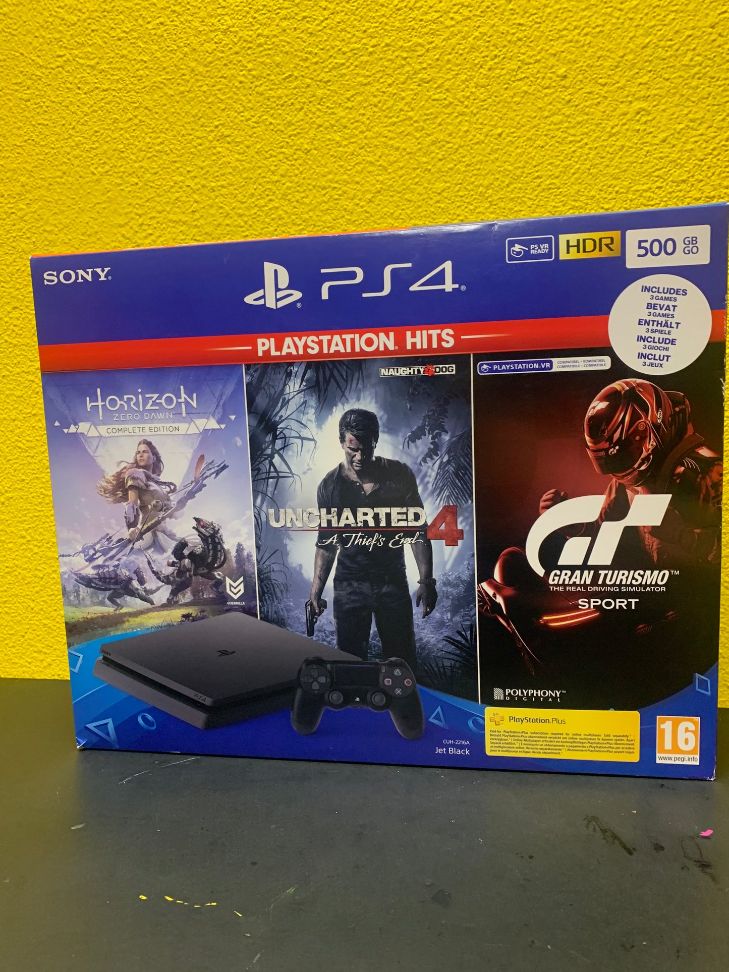 Playstation 4 500GB Playstation Hits Game Bundle (Alleen Uncharted) (CIB)