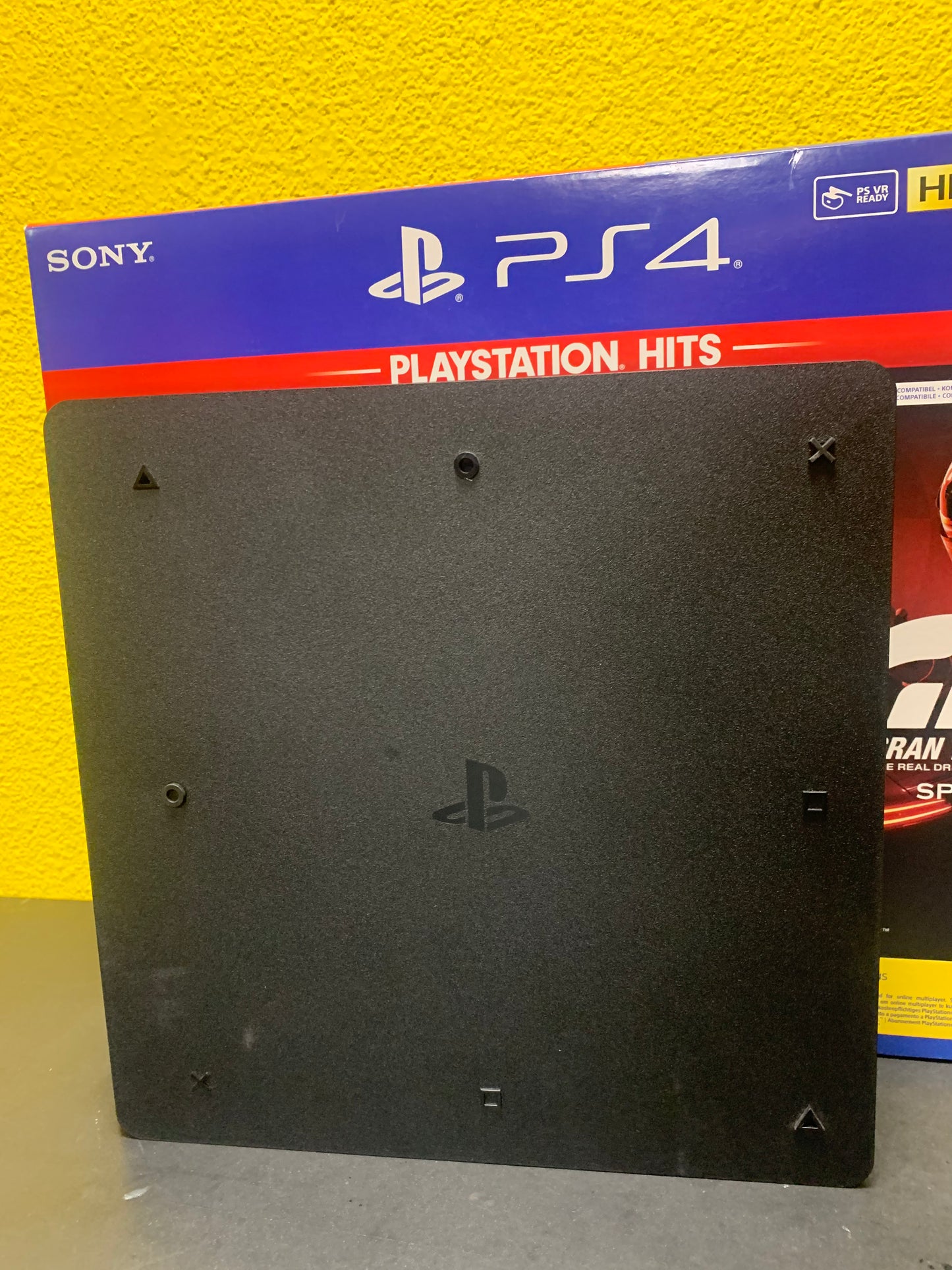 Playstation 4 500GB Playstation Hits Game Bundle (Alleen Uncharted) (CIB)