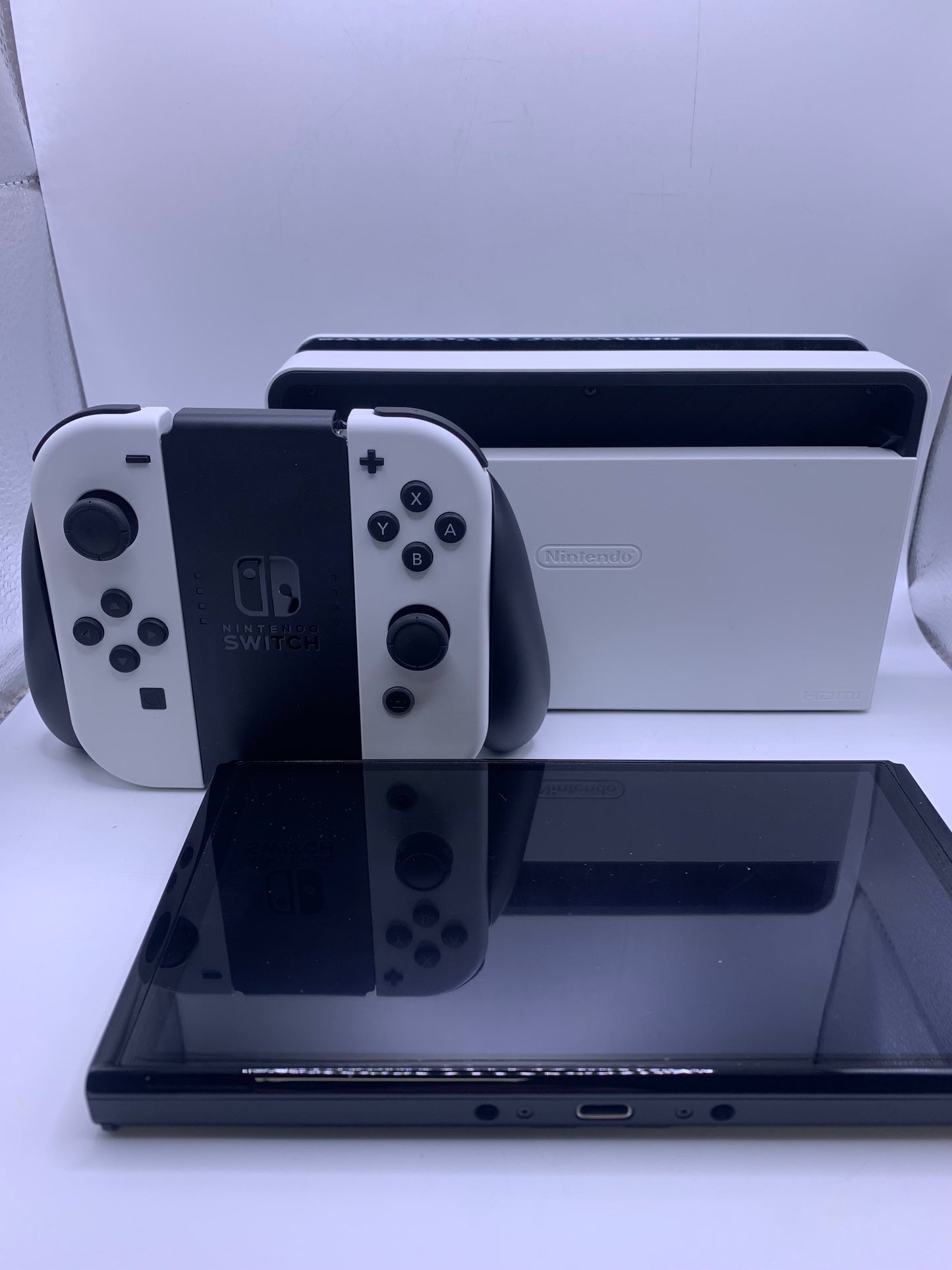 Nintendo Switch OLED (Wit) (Mario wonder Bundle GEEN GAME!)