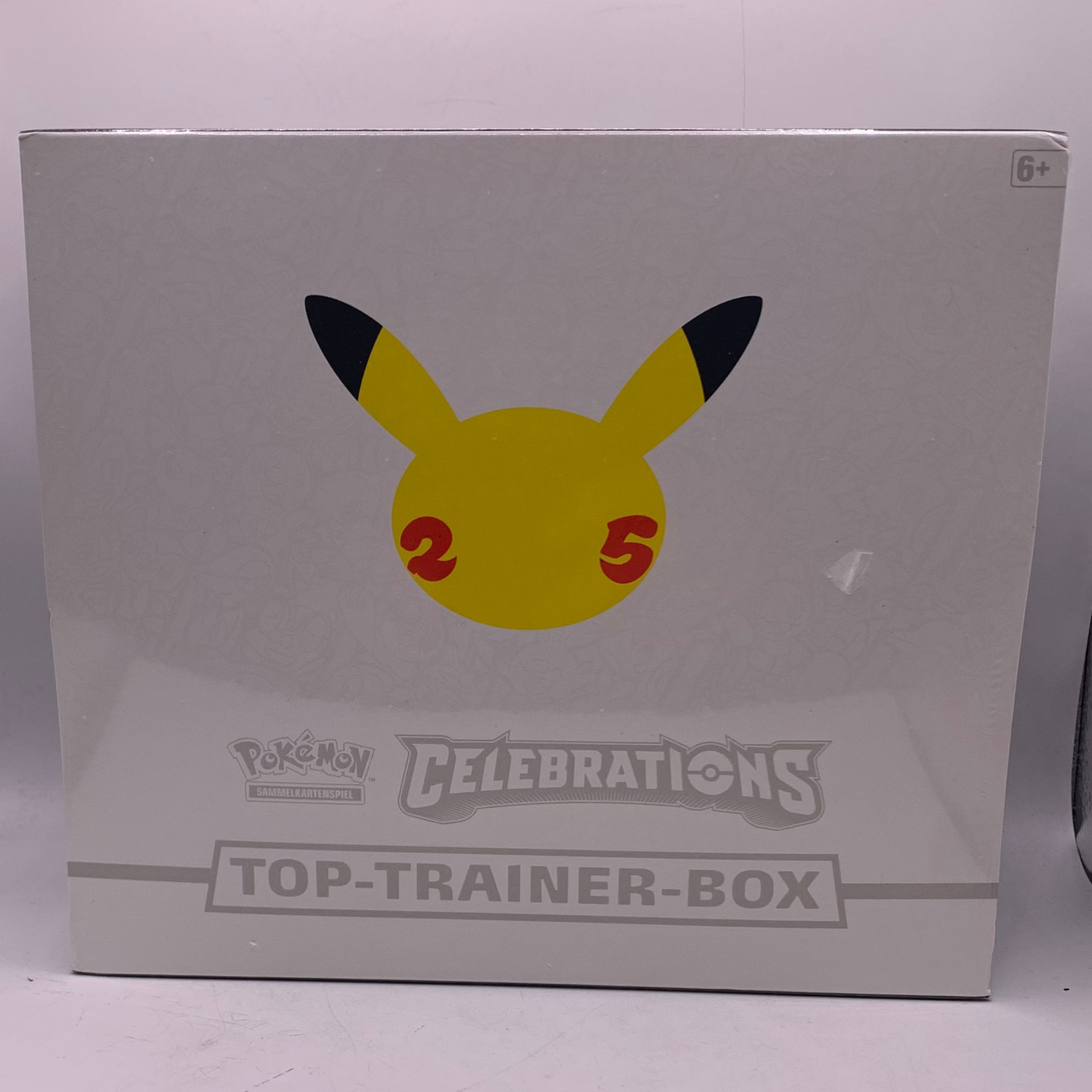 25Th Anniversary Celebrations Elite Trainer Box - Pokémon (Duits Product, Beschadiging aan Seal, Zie foto's voor info)