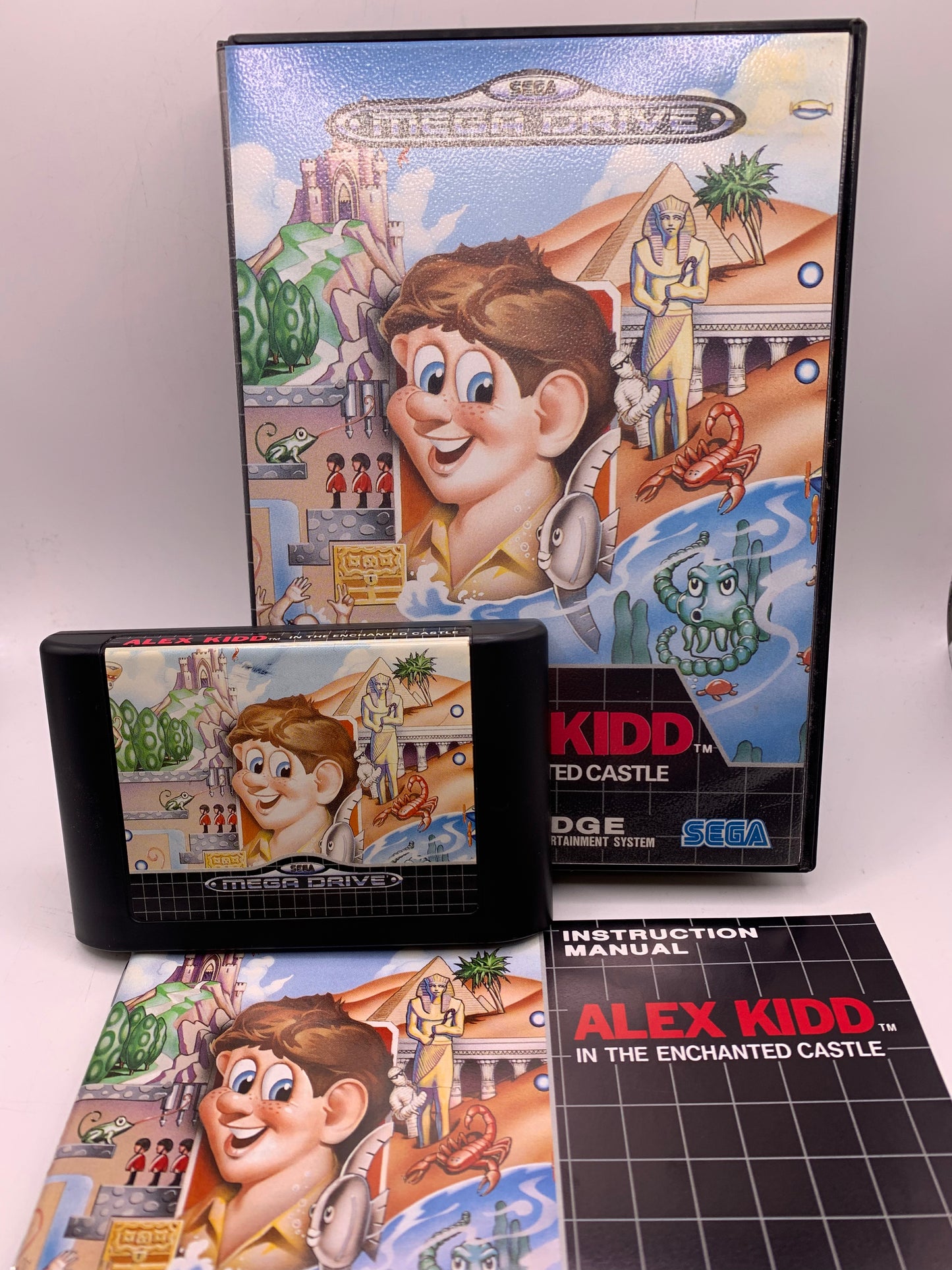 Alex Kidd in the Enchanted Castle - Sega Mega Drive