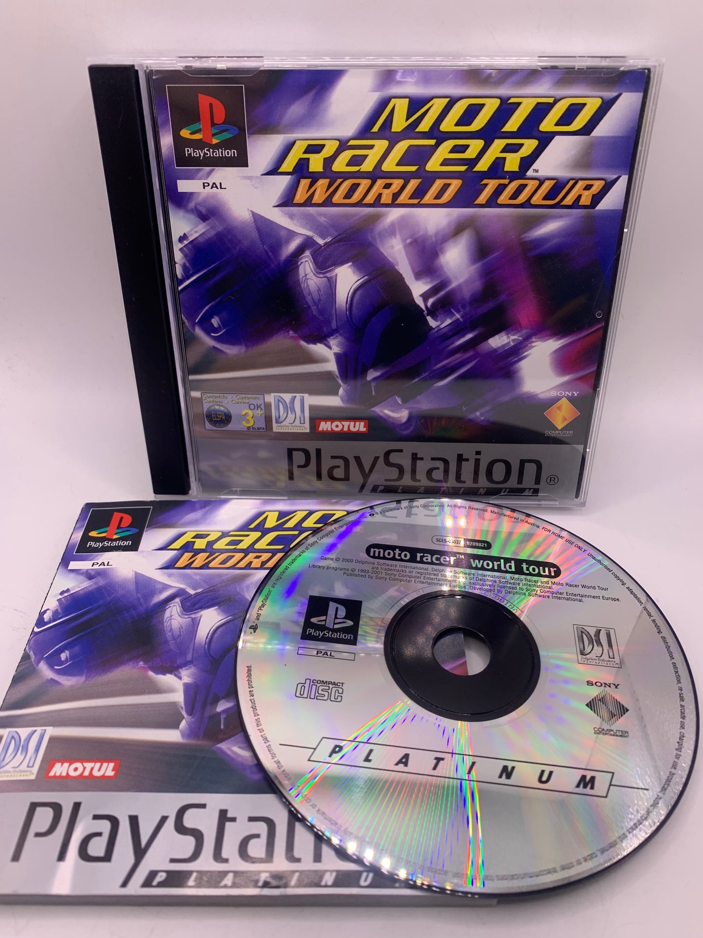 Moto Racer World Tour (Platinum, reshell) – PlayStation