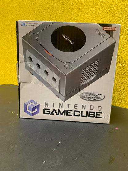 Zelda Wind Waker Limited Edition GameCube Pak (CIB, case beschadigd)