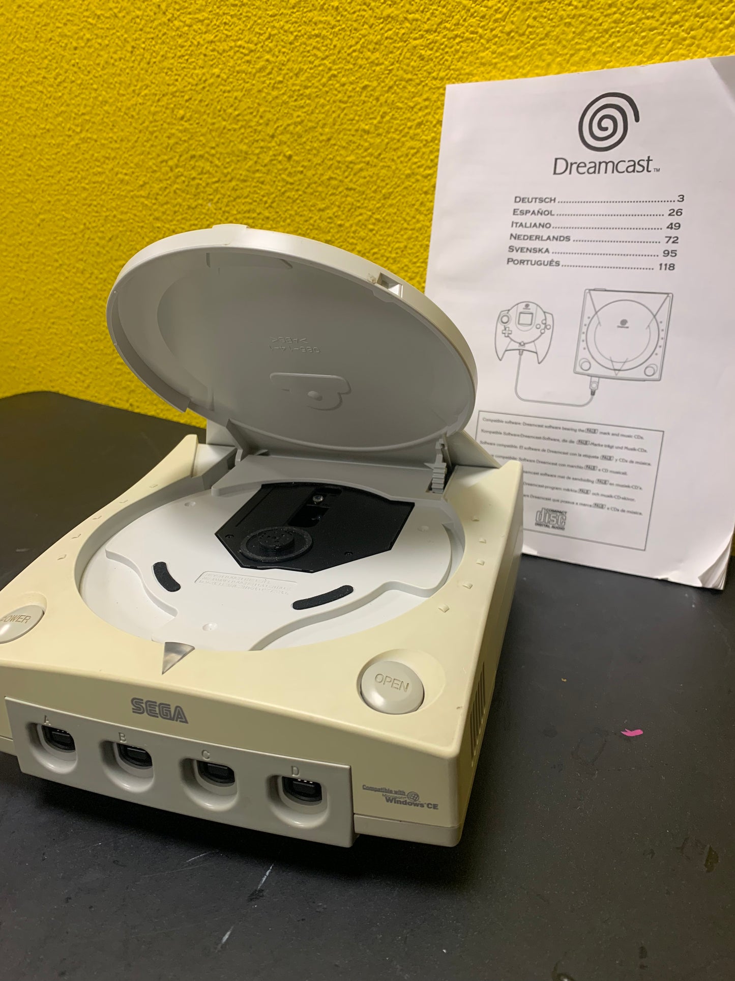 Dreamcast Console Set (CIB)