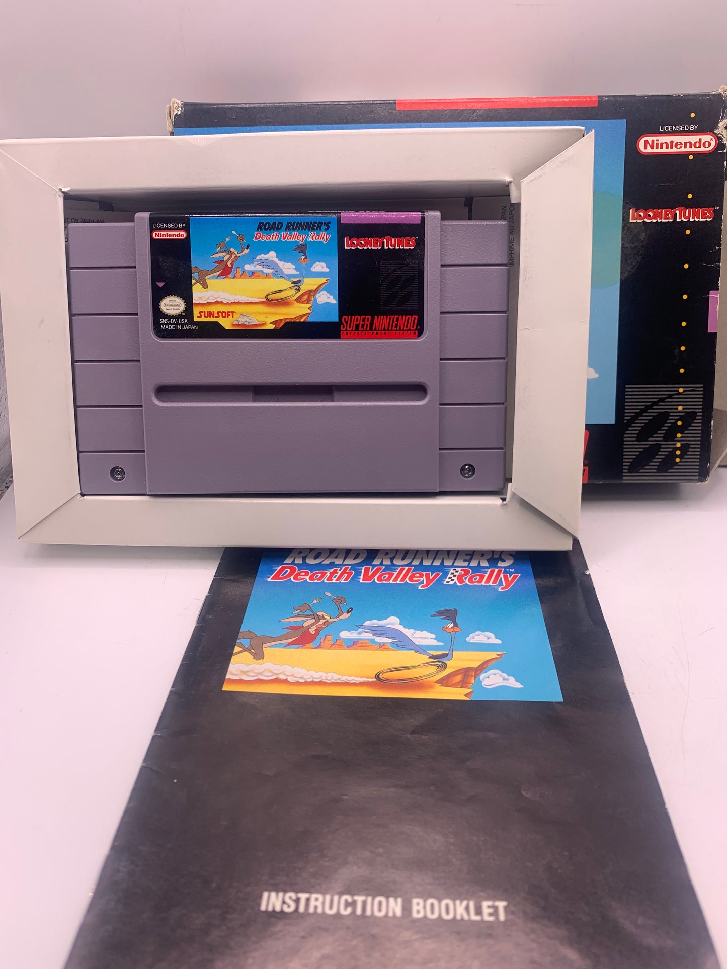 Road Runner’s Death Valley Rally (USA) (CIB) – SNES