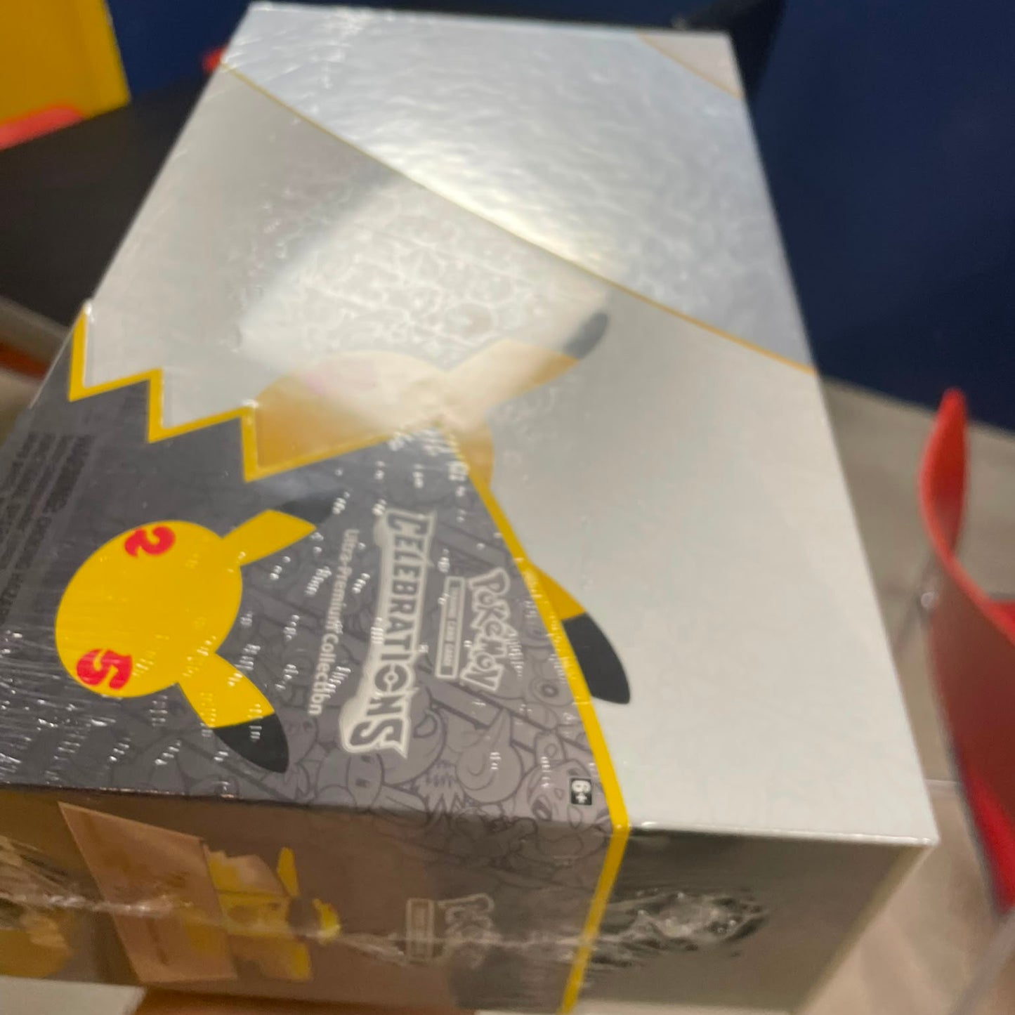 25Th Year anniversary Celebrations Ultra-Premium Collection Box - Pokémon (Acrylic Case included!)