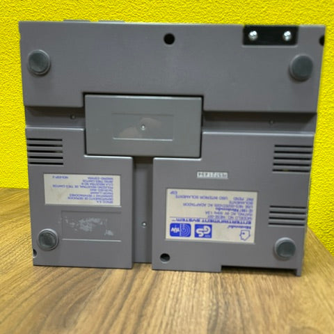 Nes Console (Spanish Version)